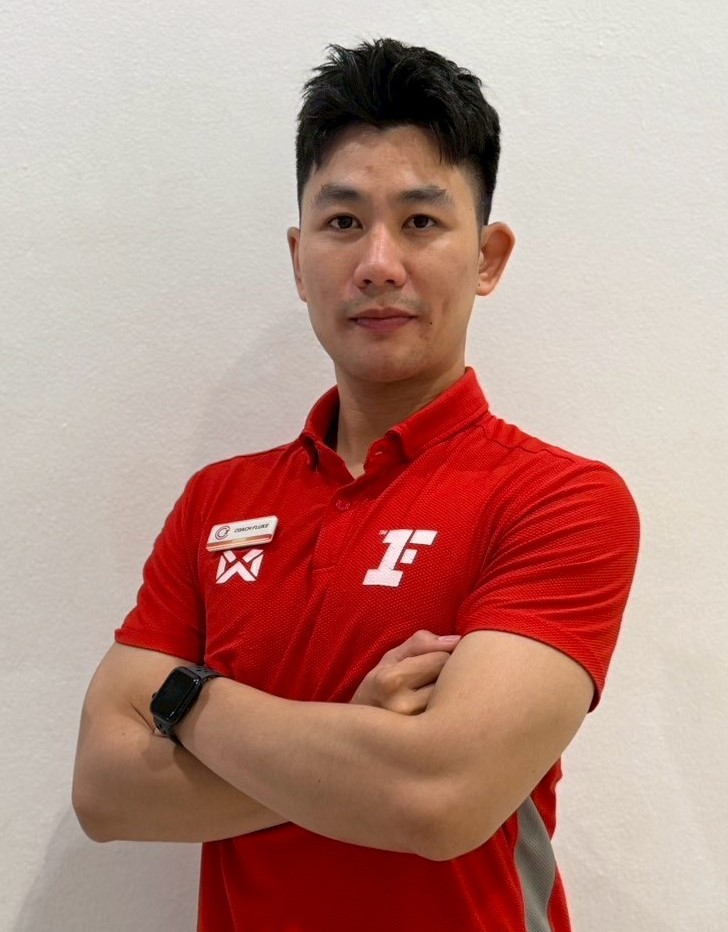 Mr. Jaroenchail Tongprasert (Coach Fluke)