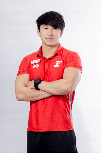Mr. 	Narongkrit	Chomchuen
