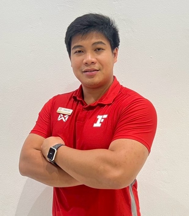 Mr. Peerapol Samdanjak (Coach Art)